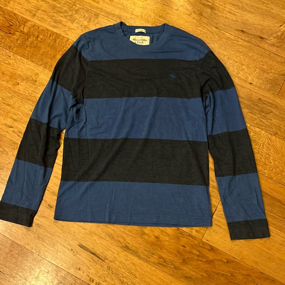 Abercrombie and Finch muscle T-shirt